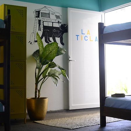 Hostal Olas Altas 曼萨尼约 外观 照片