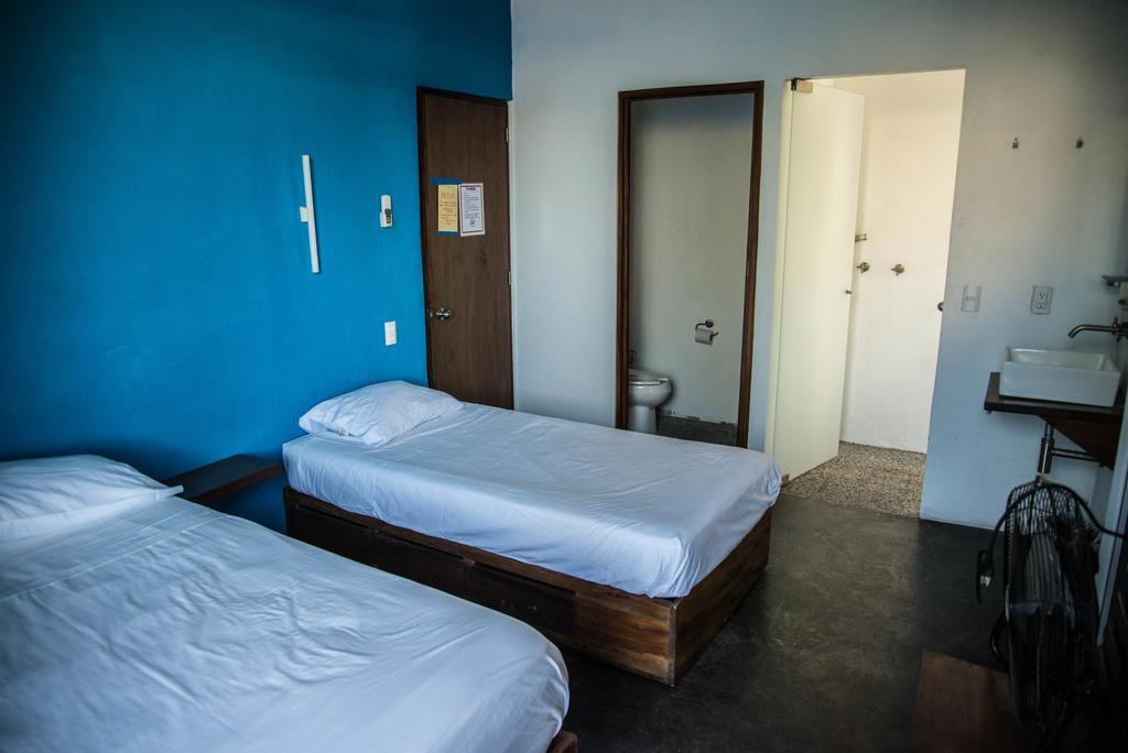 Hostal Olas Altas 曼萨尼约 外观 照片